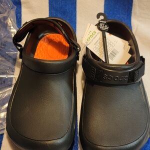 NEW Crocs Bistro LiteRide Slip Resistant Women's 9, Men's  7